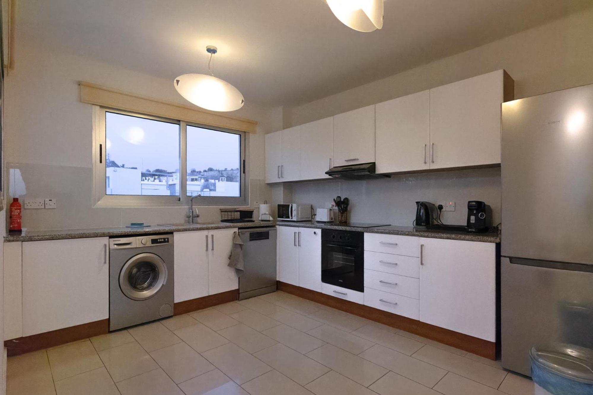 Paphos Nefeli Blue-Horizon 2B, Pool, Suites, Big Balconies מראה חיצוני תמונה